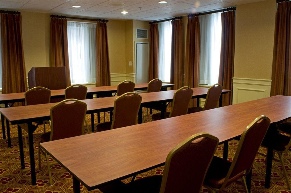 Hampton Inn & Suites Providence Downtown Экстерьер фото
